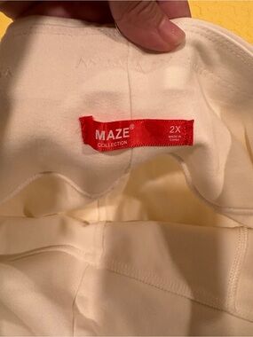 MAZE Collection Cream pants - 2X
